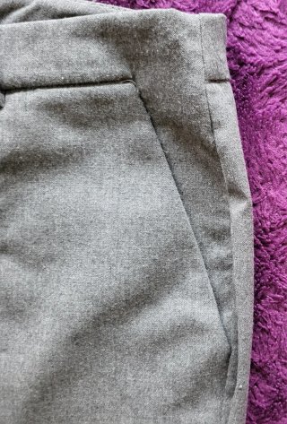 Pantalón gris Zara Talla 42