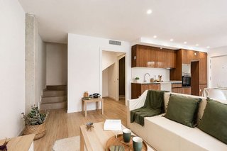 Dúplex en venta en La Prosperitat en Barcelona