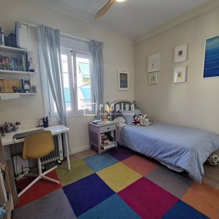 Piso en venta en Los Remedios en Sevilla