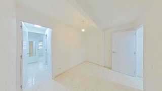 Piso en venta en Los Rosales en Madrid