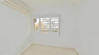 Piso en venta en Los Rosales en Madrid