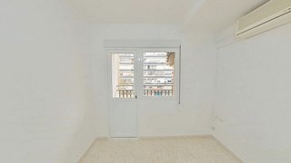Piso en venta en Los Rosales en Madrid