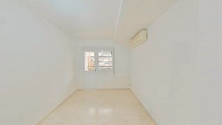 Piso en venta en Los Rosales en Madrid