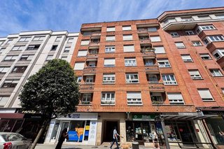 Piso en venta en Laviada en Gijón
