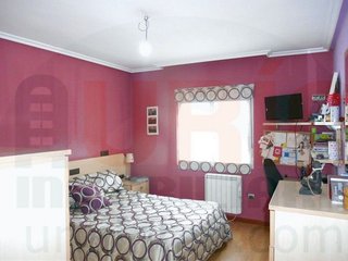 Piso en venta en Milán - Pumarín - Teatinos en Oviedo