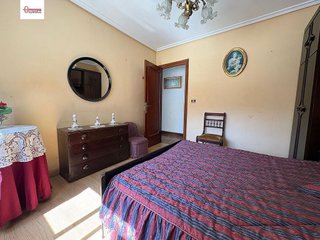 Piso en venta en Plaza España - Villa Pilar - Reyes Católicos - Vadillos en Burgos