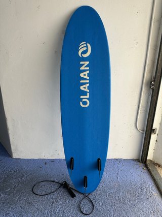 Tabla de surf OLAIAN azul MATALASCAÑAS