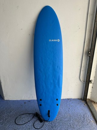 Tabla de surf OLAIAN azul MATALASCAÑAS