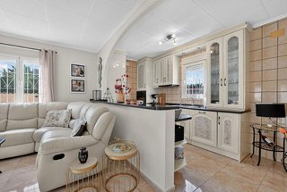 Chalet en venta en La Siesta - El Salado - Torreta en Torrevieja