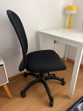 Silla de escritorio negra