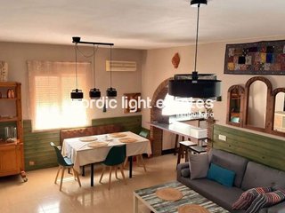 Casa adosada en venta en Benamargosa