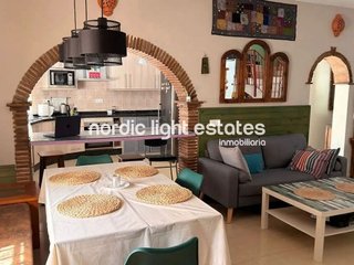 Casa adosada en venta en Benamargosa