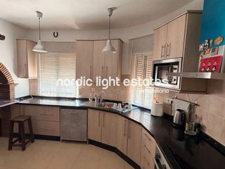 Casa adosada en venta en Benamargosa