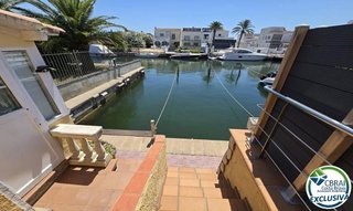 Piso en venta en Empuriabrava en Castelló d´Empúries