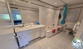 Piso en venta en Empuriabrava en Castelló d´Empúries