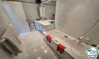 Piso en venta en Empuriabrava en Castelló d´Empúries