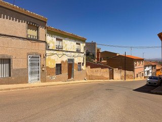 Chalet en venta en Tobarra