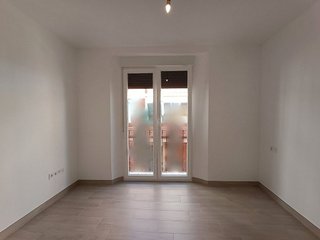 Casa adosada en venta en Hellín