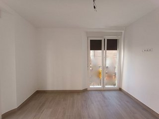 Casa adosada en venta en Hellín