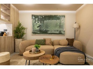 Oficina en venta en Can Baró en Barcelona