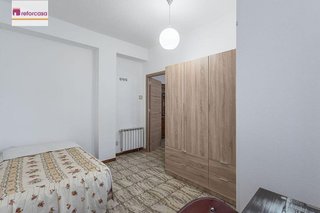 Piso en venta en Camino de Ronda - Rosaleda en Granada