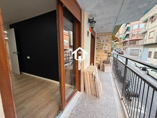 Piso en venta en Campoamor en Alicante