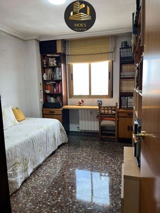 Piso en venta en Hospital en Jaén