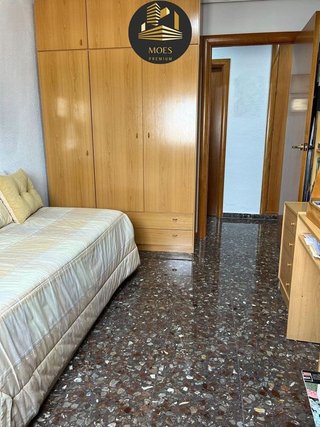 Piso en venta en Hospital en Jaén