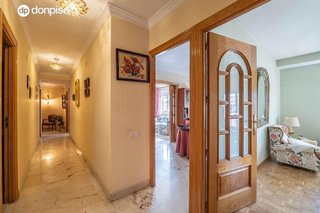 Piso en venta en Camino de Ronda - Rosaleda en Granada