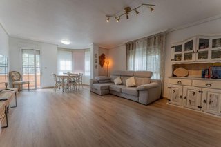 Piso en venta en Catral