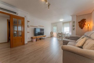 Piso en venta en Catral