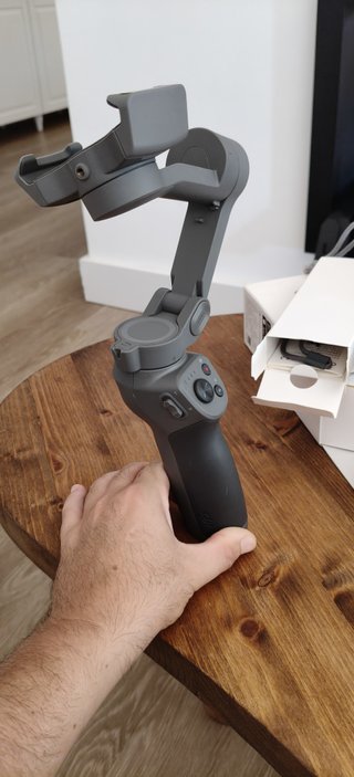 DJI Osmo Mobile 3 Gimbal
