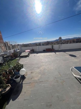 Casa adosada en venta en Crevillent