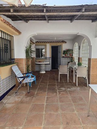 Casa pareada en venta en La Granja-La Colina-Los Pastores en Algeciras