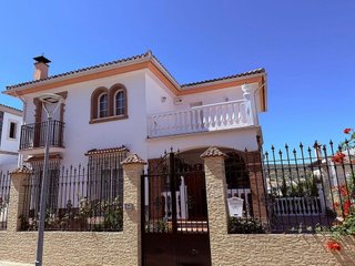 Chalet en venta en Alcalá la Real