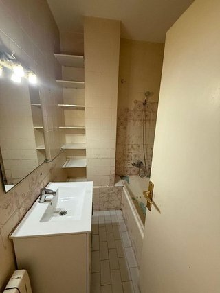 Piso en venta en Vilapicina i la Torre Llobeta en Barcelona