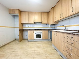 Casa adosada en venta en Sentmenat