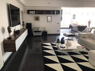 Casa en venta en Centre en Sant Boi de Llobregat