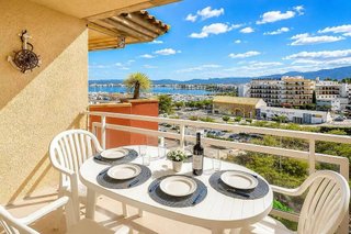 Piso en venta en Port Esportiu - Puig Rom - Canyelles en Roses
