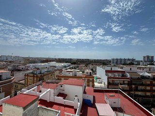 Piso en venta en Tráfico Pesado en Huelva