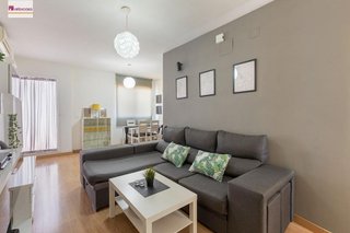 Piso en venta en Zona Ayuntamiento en Alhendín