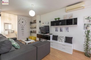 Piso en venta en Zona Ayuntamiento en Alhendín