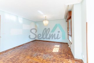 Piso en venta en Zona Teatro Campoamor en Oviedo
