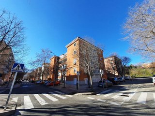 Piso en venta en Rejas en Madrid