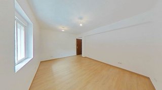 Piso en venta en Simancas en Madrid