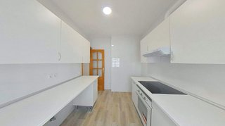 Piso en venta en Simancas en Madrid