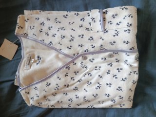 Conjunto Pijama Flores Azul y Blanco