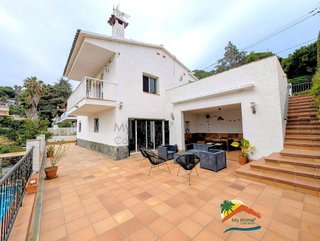 Chalet en venta en Roca Grossa - Serra Brava en Lloret de Mar