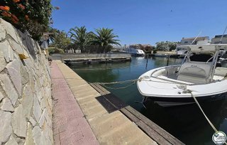 Piso en venta en Empuriabrava en Castelló d´Empúries