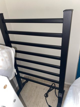 Toallero Eléctrico HOMCOM Negro